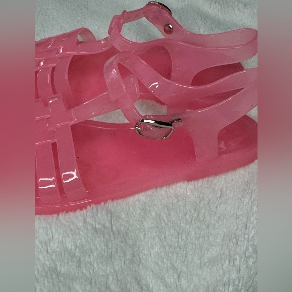Girls Old Navy Jelly Sandals in Pink - Picture 5 of 7